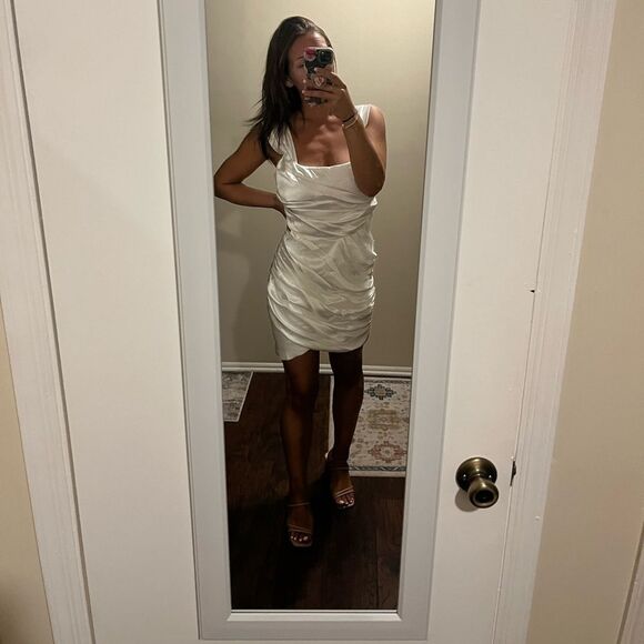 Alamour the Label White Dress - Picture 6 of 7